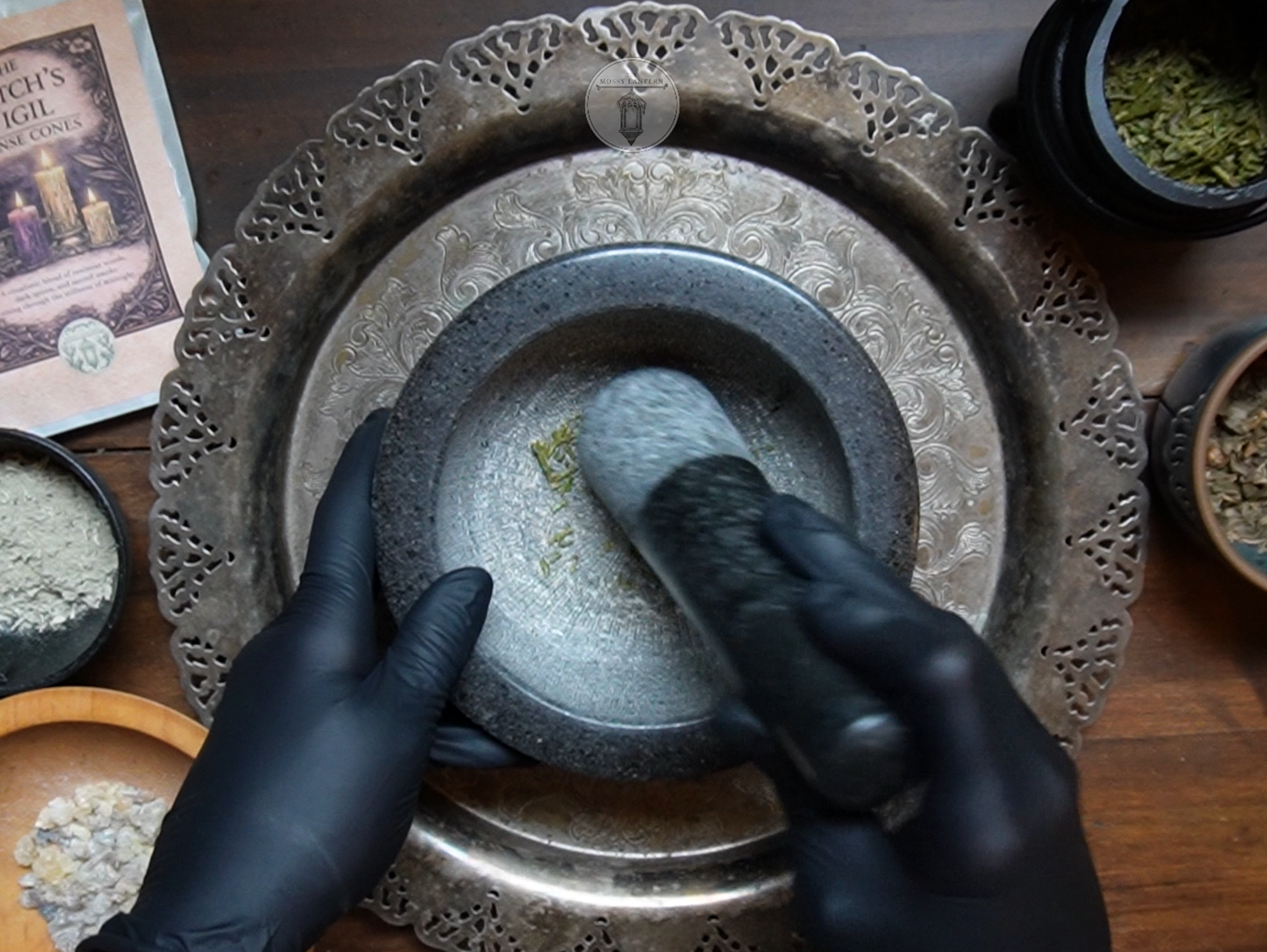The Witch's Vigil (Cypress + Oakmoss + Frankincense) Natural Incense Cones